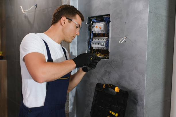 Best Circuit Breaker Repair  in Glenwood City, WI